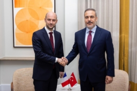 Dışişleri Bakanı Fidan, Fransız mevkidaşı Barrot ile görüştü