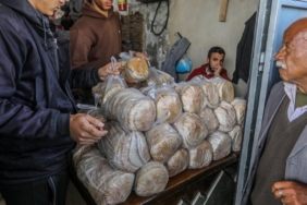 Gazze'de, ekmek üretimi yeniden durdu