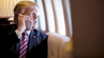 Trump casuslarla dans ediyor! Kullandığı telefon açıklandı
